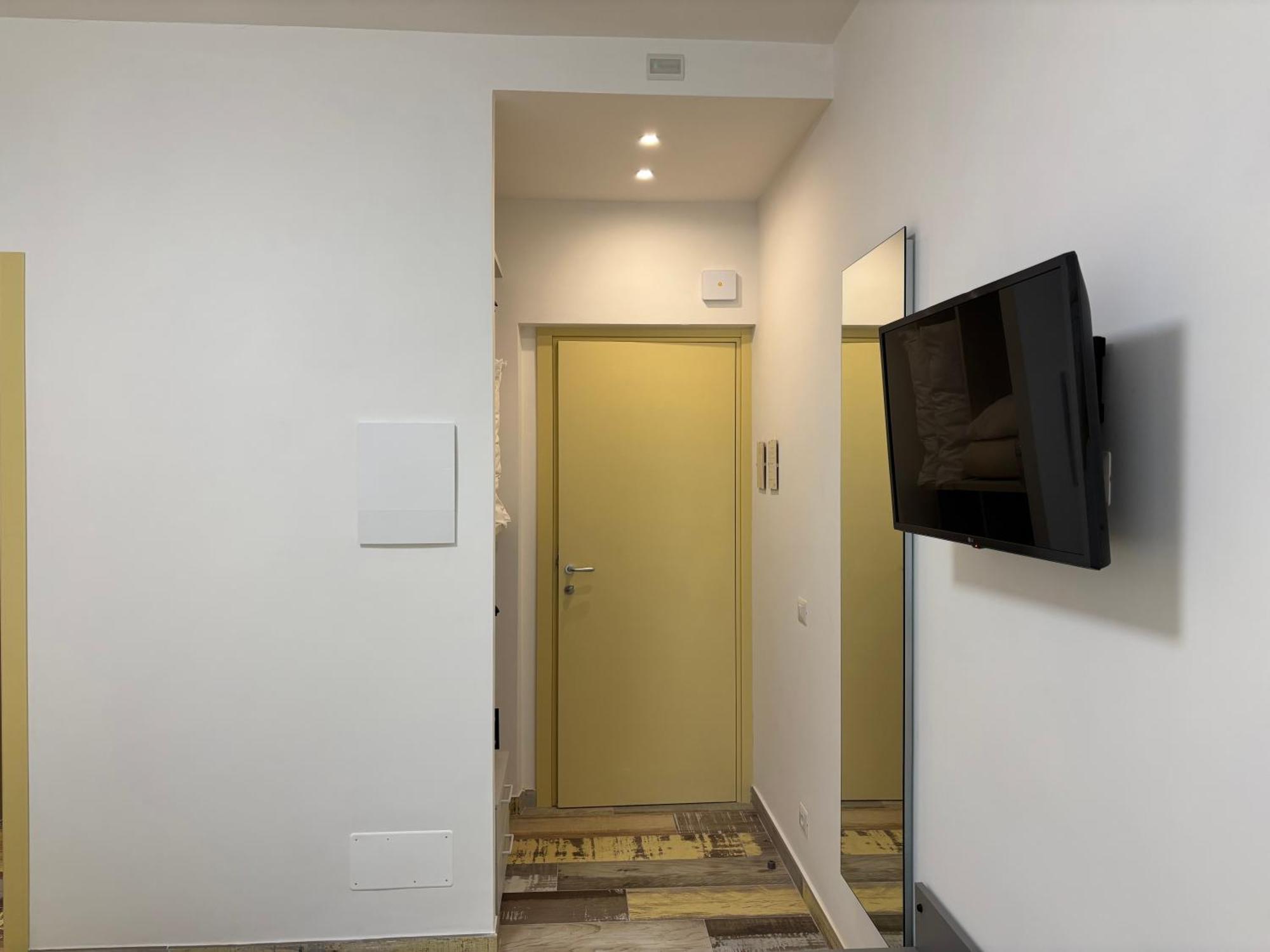 My Secret Room — Photos 1